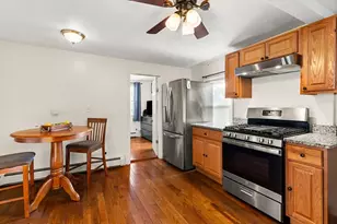 28 Liberty St, Lowell, MA 01851 - Photo 5