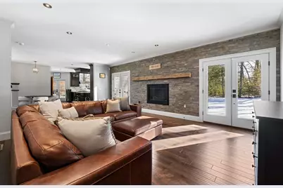 9 Coach Rd, Plainville, MA 02762 - Photo 9