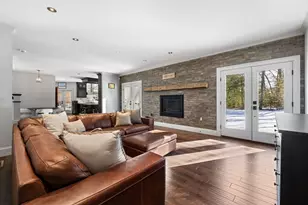 9 Coach Rd, Plainville, MA 02762 - Photo 9