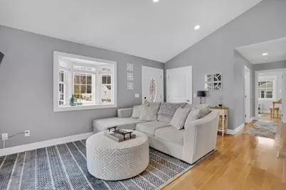 19 Anne St, East Longmeadow, MA 01028 - Photo 15