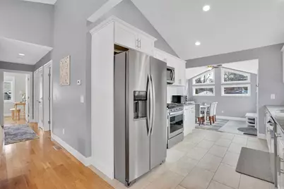 19 Anne St, East Longmeadow, MA 01028 - Photo 13