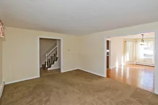 11 Bellingham Rd, Blackstone, MA 01504 - Photo 15