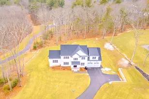 18 Locust Hill, Mendon, MA 01756 - Photo 5