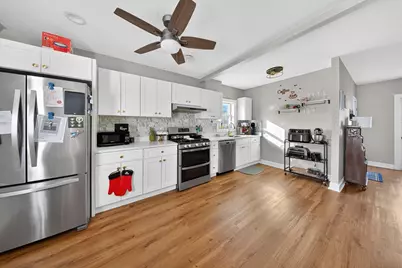 157 Earle St, Fall River, MA 02723 - Photo 13