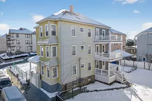 157 Earle St, Fall River, MA 02723 - Photo 3