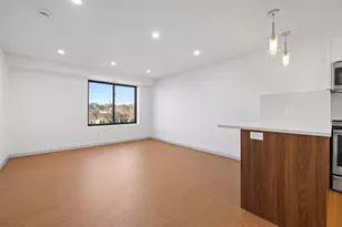 1243 Beacon St, Brookline, MA 02446 - Photo 3