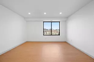 1243 Beacon St, Brookline, MA 02446 - Photo 5