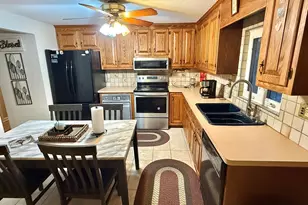 21 Simmons Ave, Brockton, MA 02301 - Photo 5