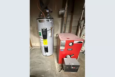 21 Simmons Ave, Brockton, MA 02301 - Photo 17