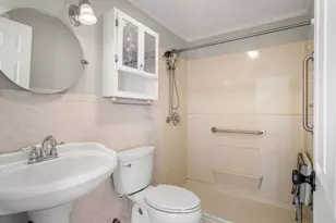 305 Pine St, Lowell, MA 01851 - Photo 23