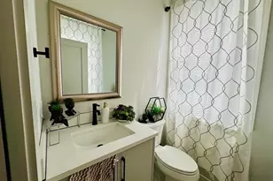 246 Ash St, Waltham, MA 02453 - Photo 9