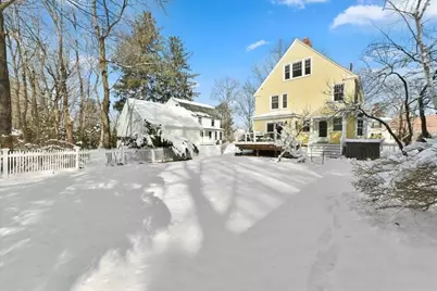28 Devens St, Concord, MA 01742 - Photo 33