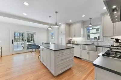 28 Devens St, Concord, MA 01742 - Photo 11