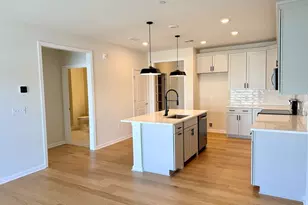 2 Codman Wy, Westborough, MA 01581 - Photo 3