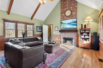 2 Blueberry Hill Rd, Pepperell, MA 01463 - Photo 3