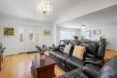 35 Cross Street, Methuen, MA 01844 - Photo 11