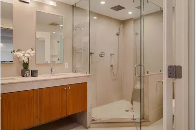 92 Waltham St #1A, Boston, MA 02118 - Photo 25