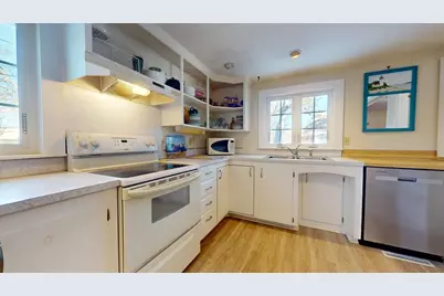 33 Kelleys Pond Rd, Dennis, MA 02670 - Photo 13