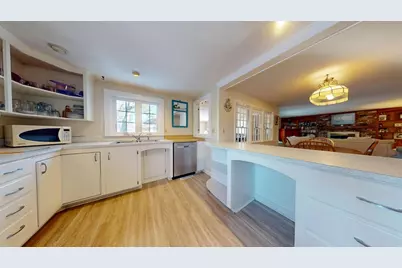 33 Kelleys Pond Rd, Dennis, MA 02670 - Photo 11