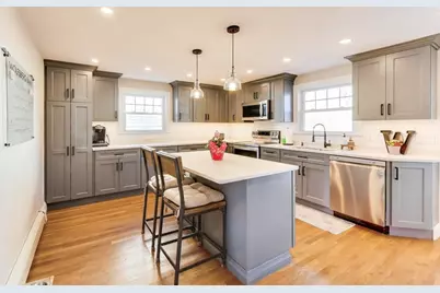 76 Dale St, Boston, MA 02131 - Photo 11