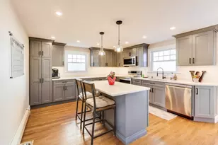 76 Dale St, Boston, MA 02131 - Photo 11