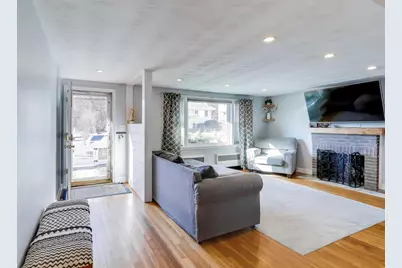 76 Dale St, Boston, MA 02131 - Photo 7