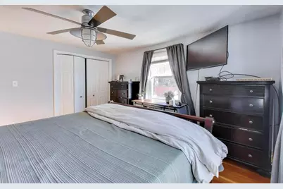 76 Dale St, Boston, MA 02131 - Photo 15