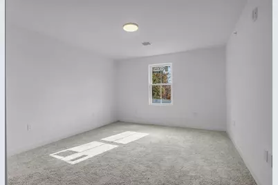 50 Frankfort St #7, Fitchburg, MA 01420 - Photo 11