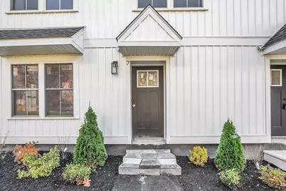 50 Frankfort St #7, Fitchburg, MA 01420 - Photo 3