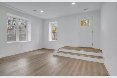 50 Frankfort St #16, Fitchburg, MA 01420 - Photo 5