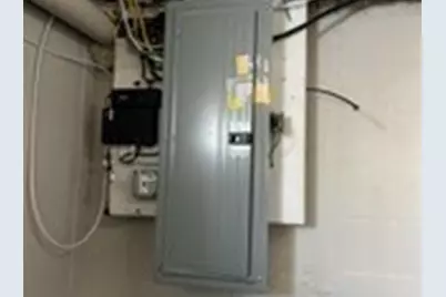 9 Oakland Rd, Lawrence, MA 01843 - Photo 17