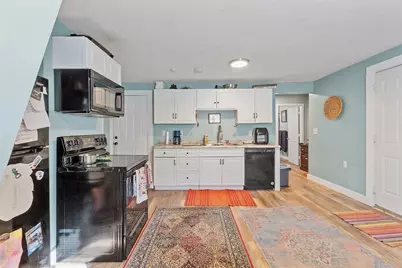 122 Laurel St, Fitchburg, MA 01420 - Photo 9