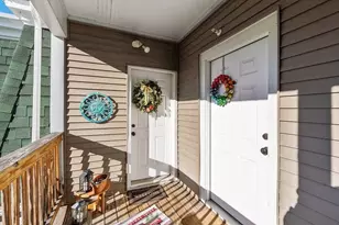 122 Laurel St, Fitchburg, MA 01420 - Photo 37