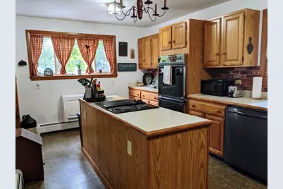 15 Ballou, North Adams, MA 01247 - Photo 3