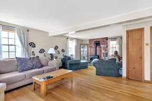 18 Clancy St, Chelmsford, MA 01824 - Photo 9