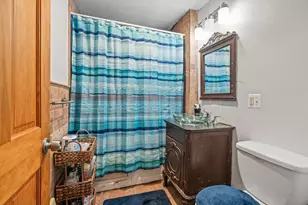 385 Centre St, Boston, MA 02122 - Photo 7