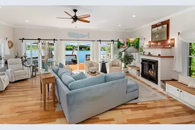 7 Grace St, Chelmsford, MA 01863 - Photo 9