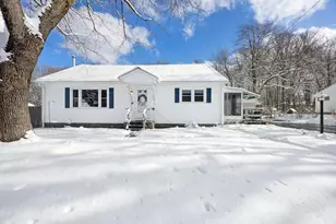 156 Hurd St, Fitchburg, MA 01420 - Photo 17