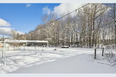 156 Hurd St, Fitchburg, MA 01420 - Photo 21