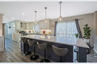 16 Heron Ln, Hopedale, MA 01747 - Photo 5