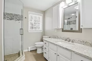 2 Chesterfield St, Framingham, MA 01701 - Photo 15