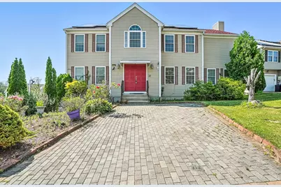 37 Mohave Rd, Worcester, MA 01606 - Photo 1