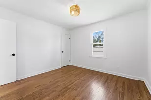 1697 Westover Rd, Chicopee, MA 01020 - Photo 17