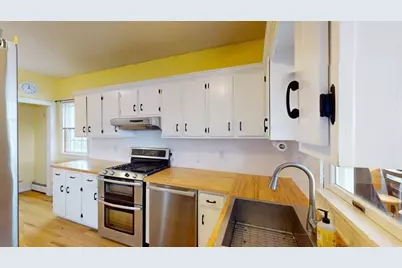 416 Brown St, Attleboro, MA 02703 - Photo 9