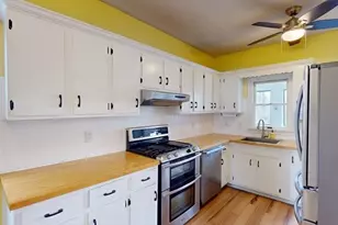 416 Brown St, Attleboro, MA 02703 - Photo 5