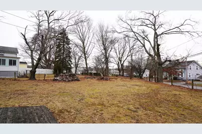 416 Brown St, Attleboro, MA 02703 - Photo 25