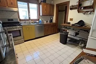 8 Seagrave Rd, Cambridge, MA 02140 - Photo 9