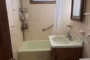 8 Seagrave Rd, Cambridge, MA 02140 - Photo 11