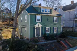 889 High St, Fall River, MA 02720 - Photo 3