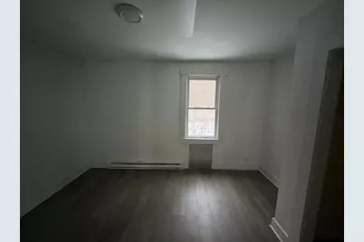 42 Florence St, Springfield, MA 01105 - Photo 7